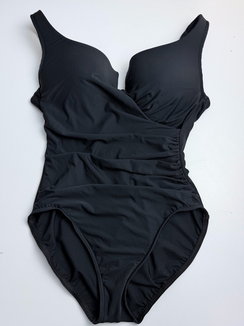 Miraclesuit One Piece Black Swimsuit Underwire Padded Fixed Straps Size 14